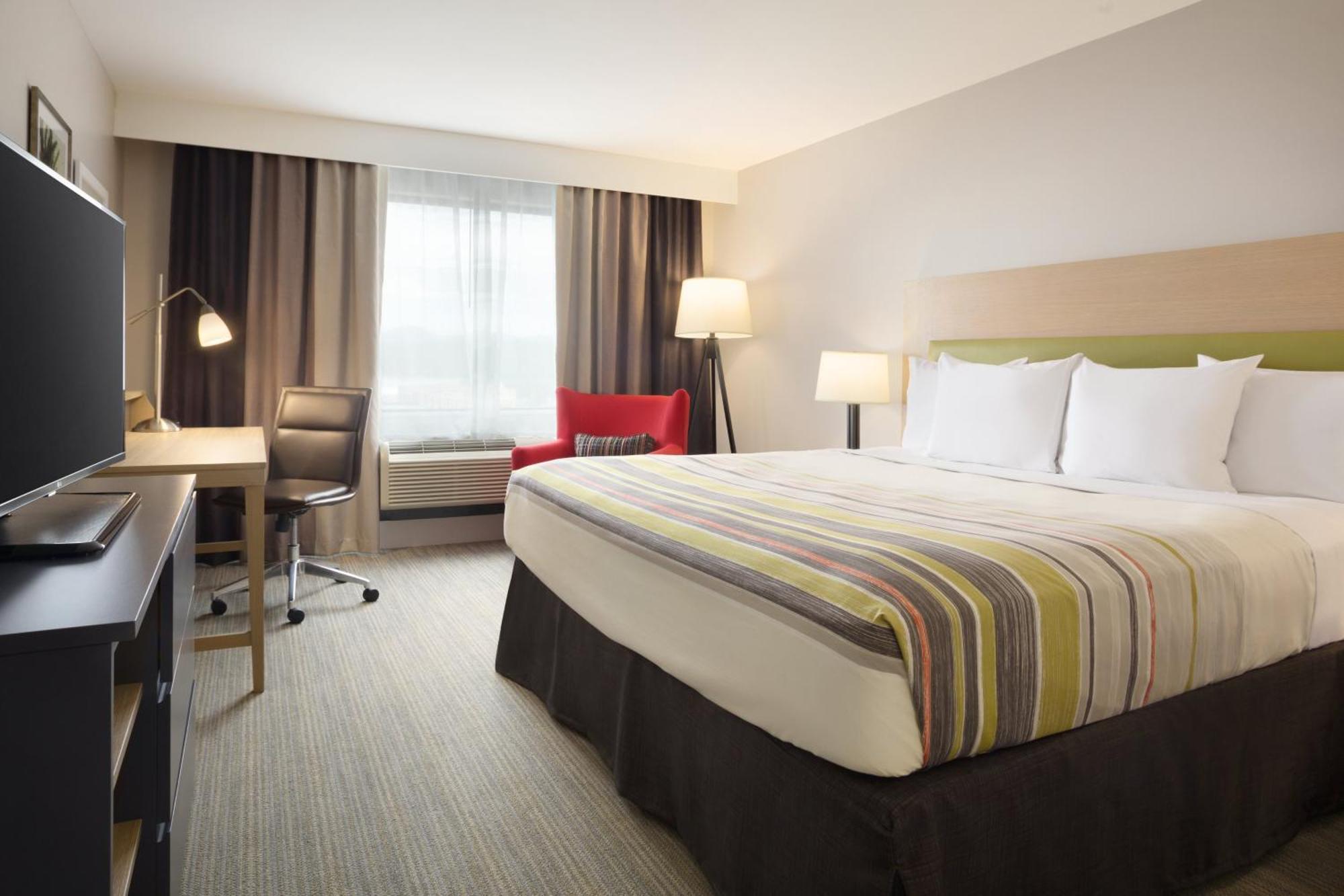 King Guest Room,1280492413:JPEG