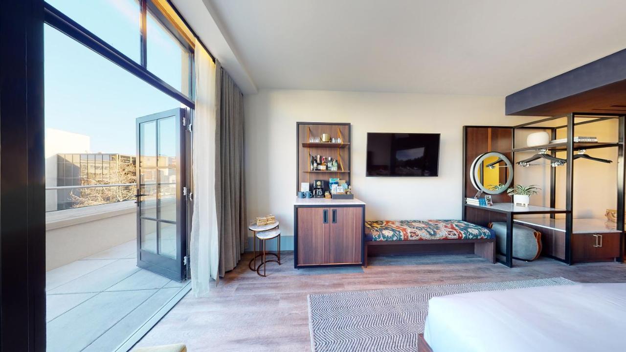 Suite with Balcony