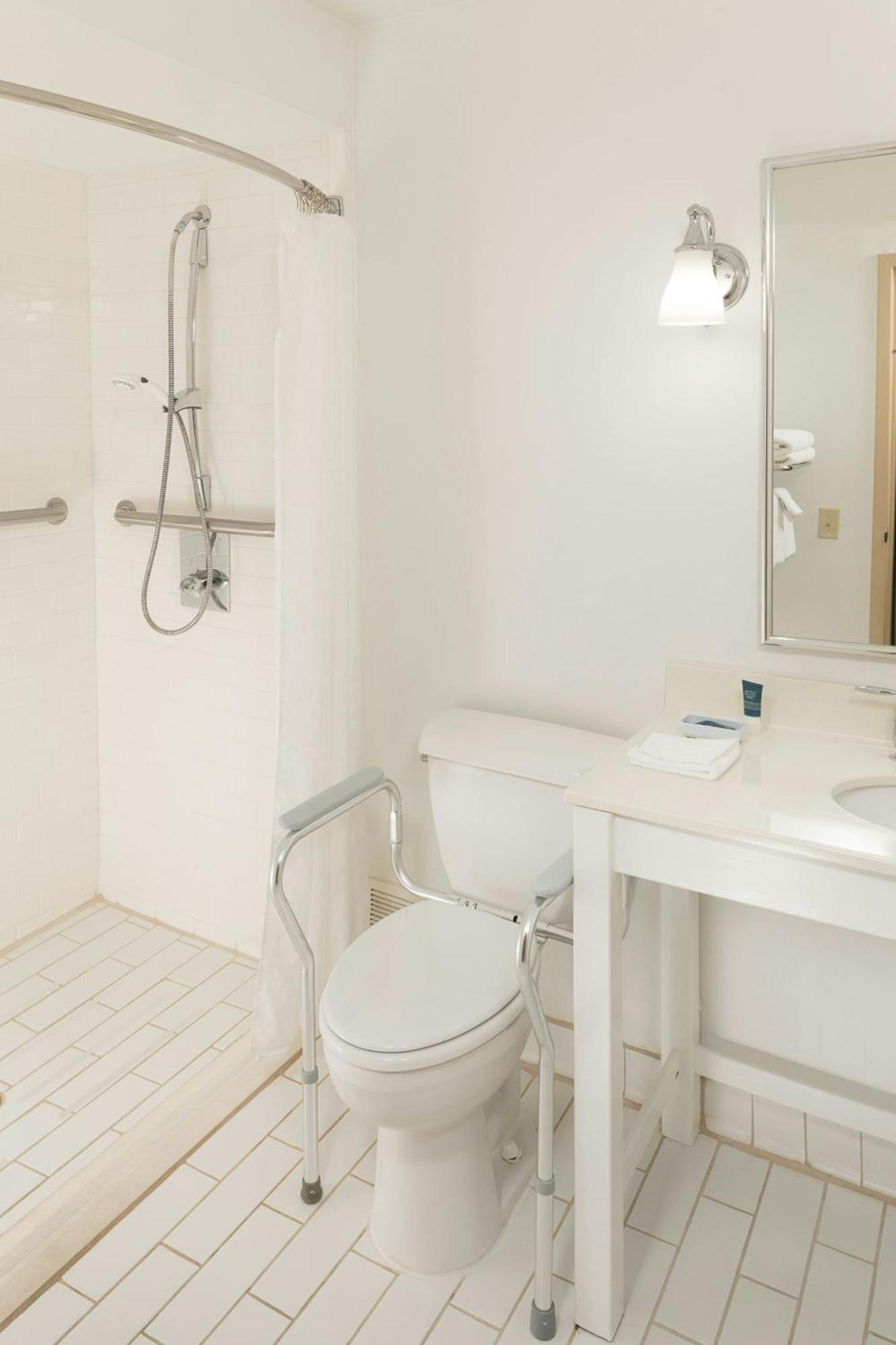 Double Room with Two Double Beds - Non-Smoking